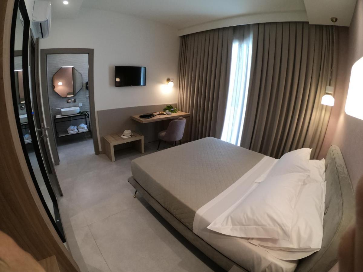 10 Catalani Rooms Porto Cesareo Exterior foto