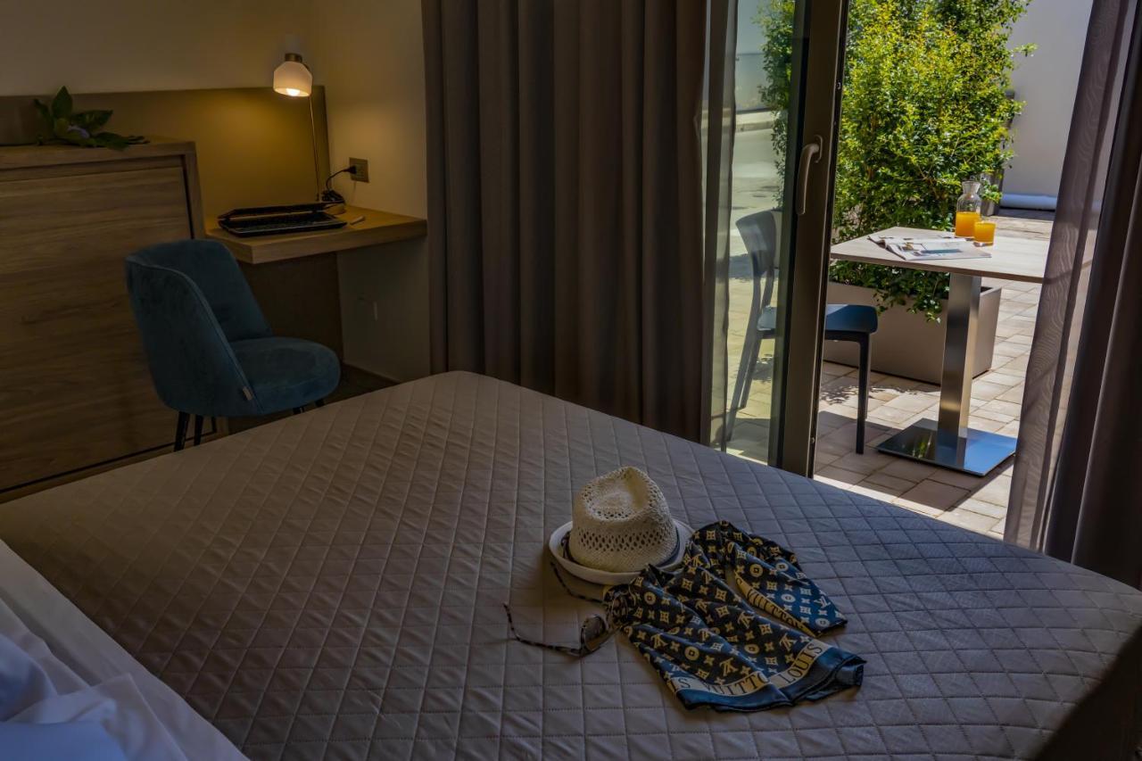 10 Catalani Rooms Porto Cesareo Exterior foto