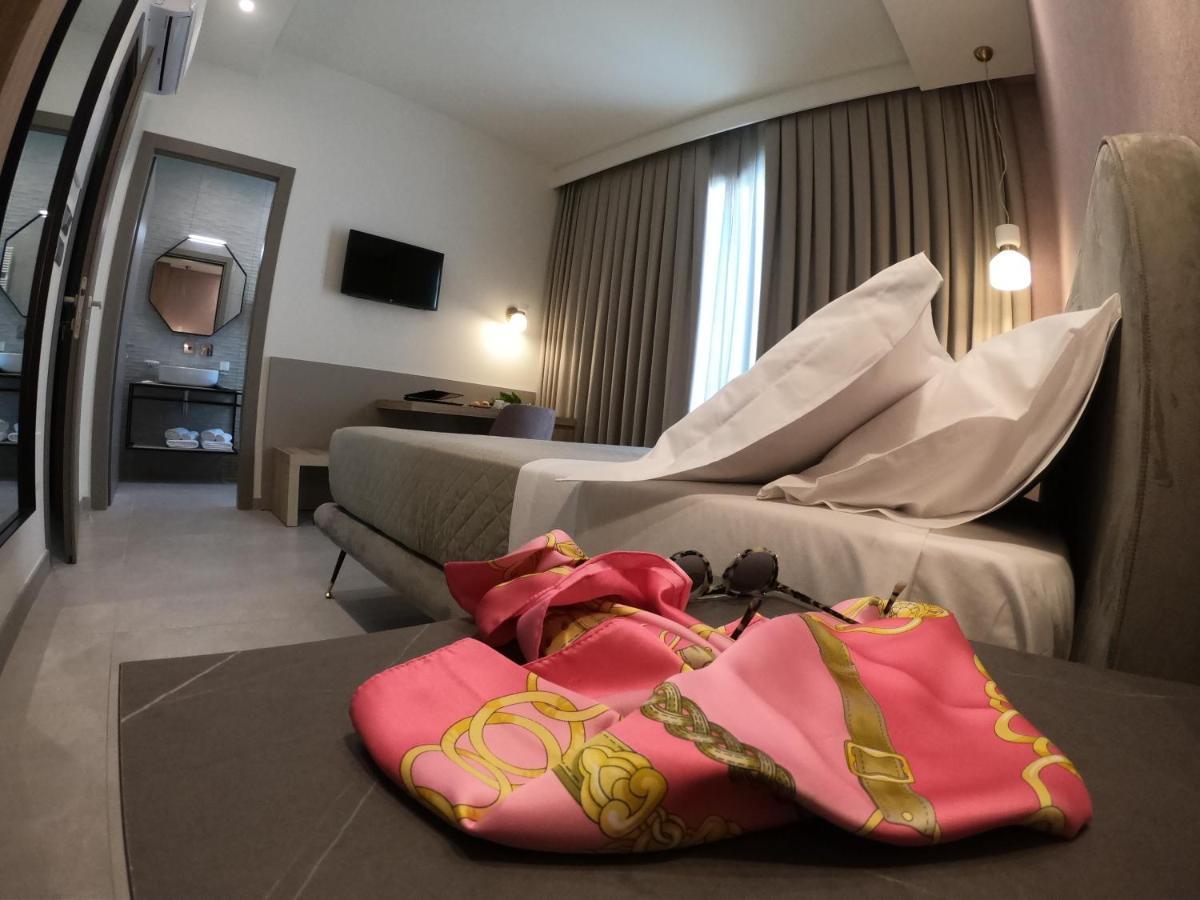 10 Catalani Rooms Porto Cesareo Exterior foto